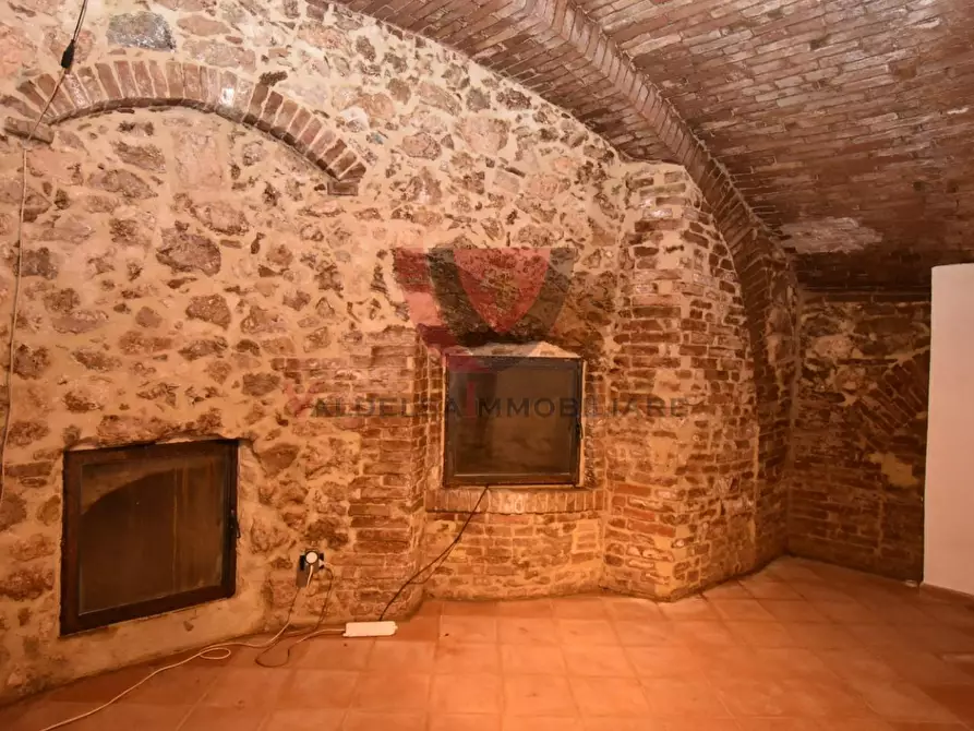 Immagine 30 di Appartamento in vendita  a Colle Di Val D'elsa