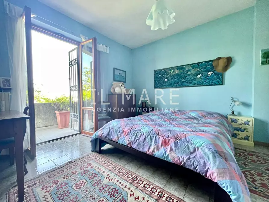 Immagine 12 di Casa bifamiliare in vendita  a Massa