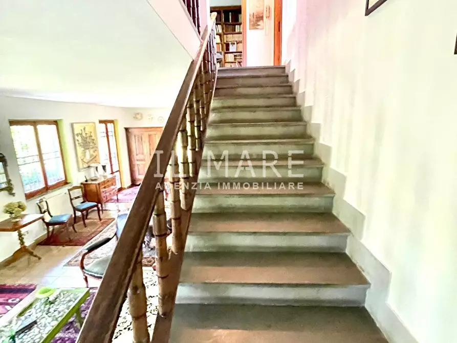 Immagine 9 di Casa bifamiliare in vendita  a Massa