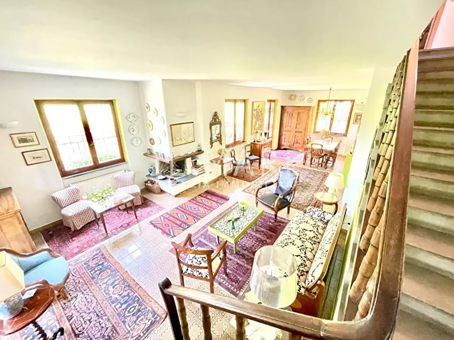 Immagine 8 di Casa bifamiliare in vendita  a Massa