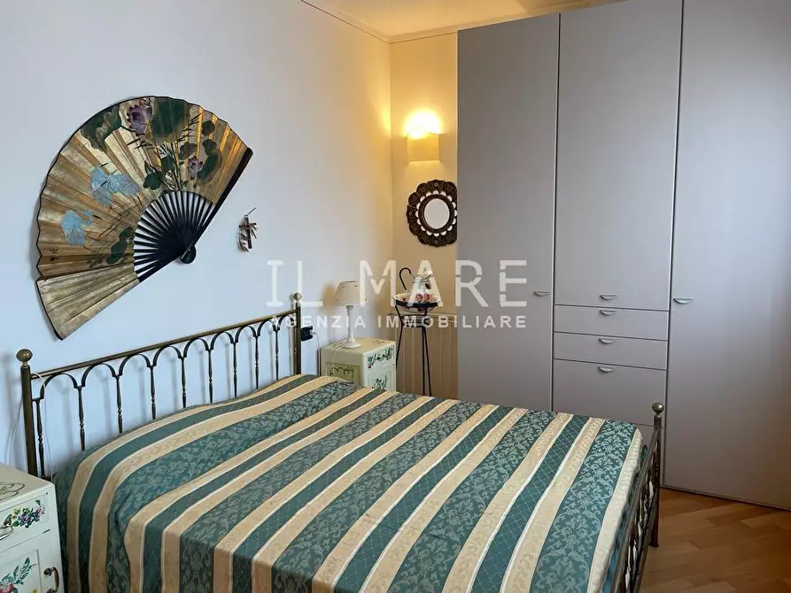 Immagine 21 di Casa indipendente in vendita  a Montignoso