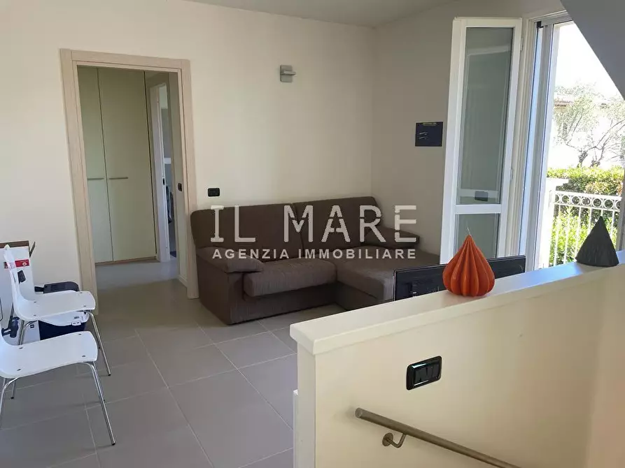 Immagine 24 di Casa trifamiliare in vendita  a Montignoso