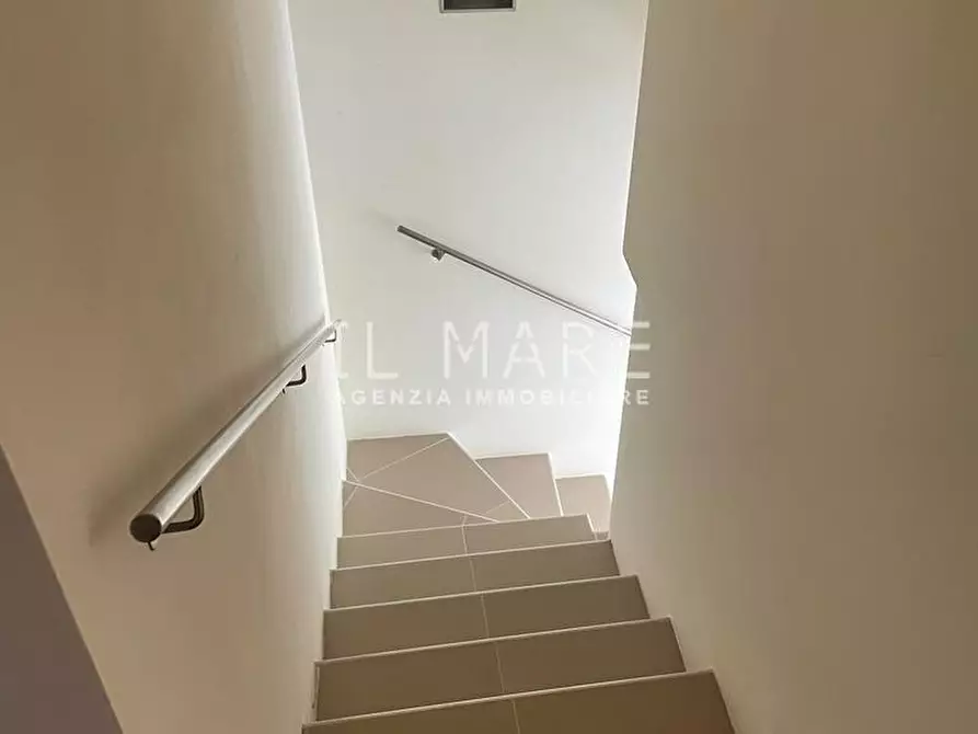 Immagine 19 di Casa trifamiliare in vendita  a Montignoso