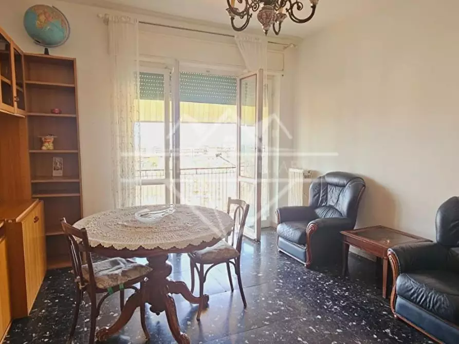 Immagine 9 di Appartamento in vendita  a Massa