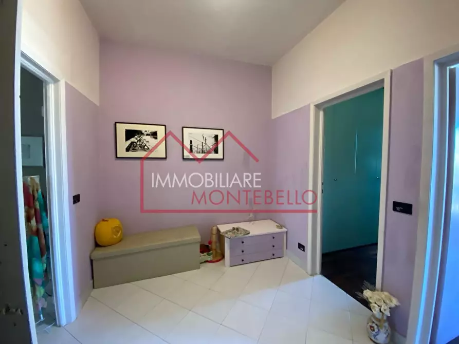 Immagine 12 di Appartamento in vendita  a Viareggio