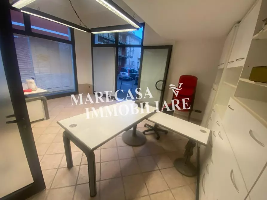 Immagine 4 di Appartamento in vendita  a Carrara