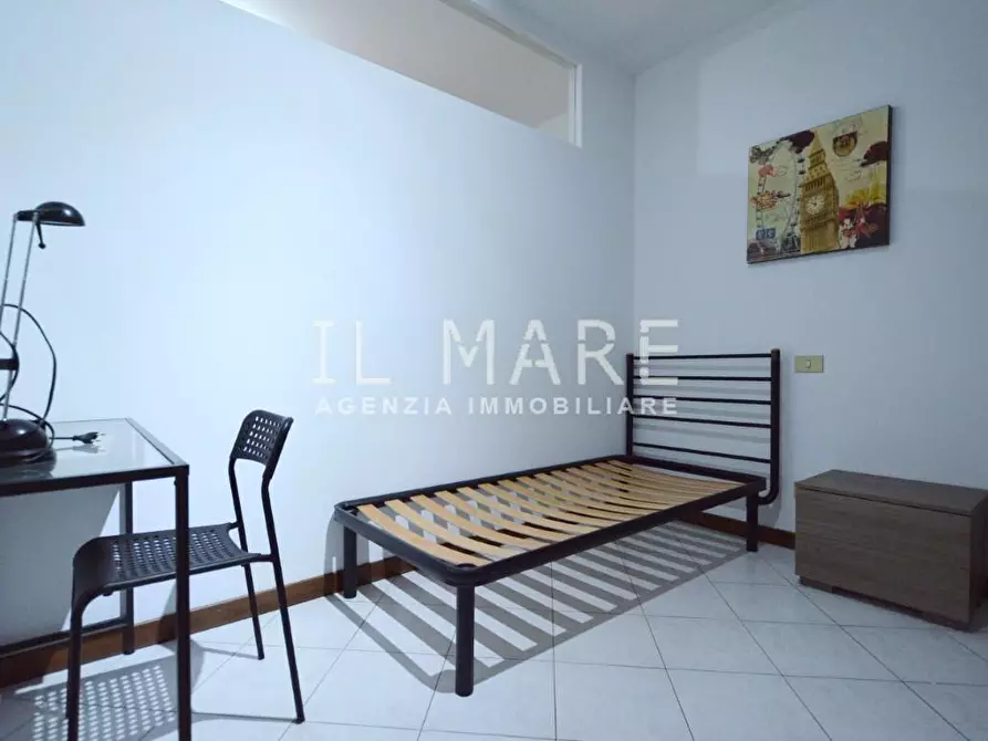 Immagine 22 di Villetta a schiera in vendita  a Massa