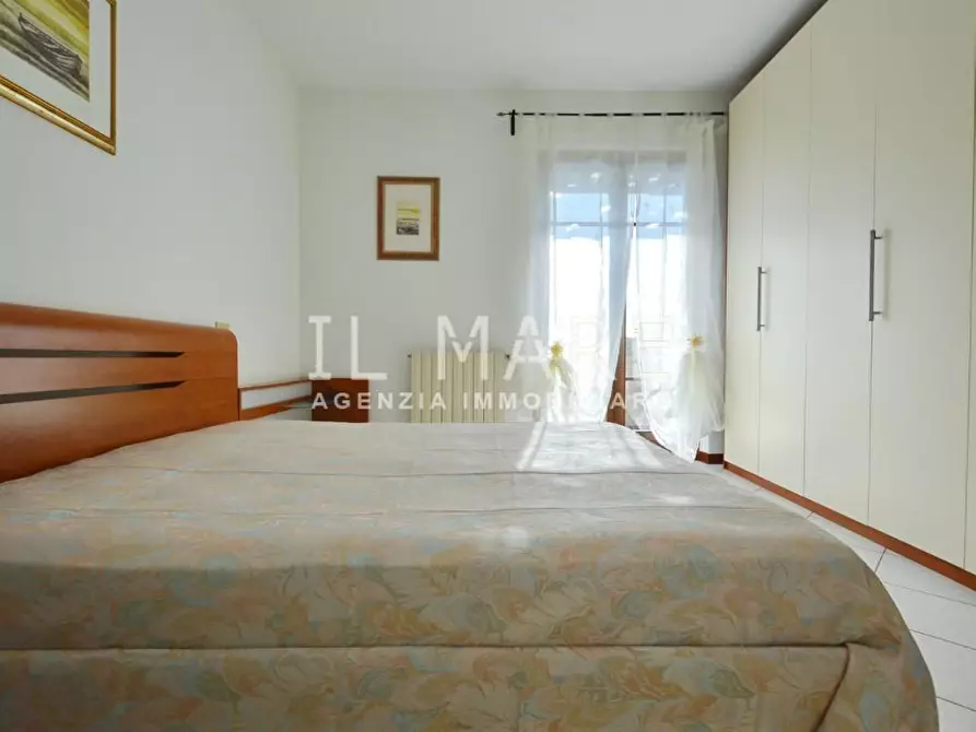 Immagine 15 di Villetta a schiera in vendita  a Massa