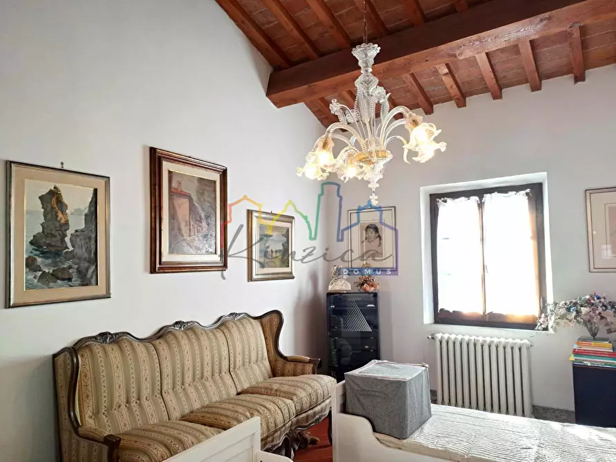 Immagine 12 di Casa semindipendente in vendita  a Vicopisano