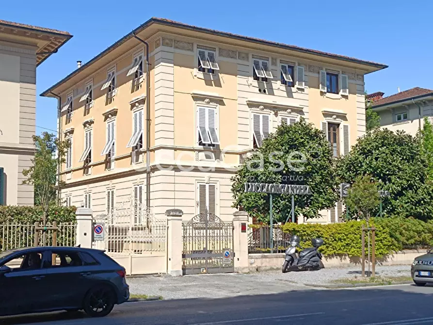 casa indipendente in vendita a Lucca in zona Centro Città