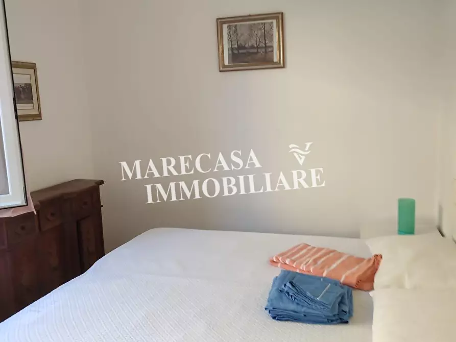 Immagine 8 di Appartamento in affitto  a Massa