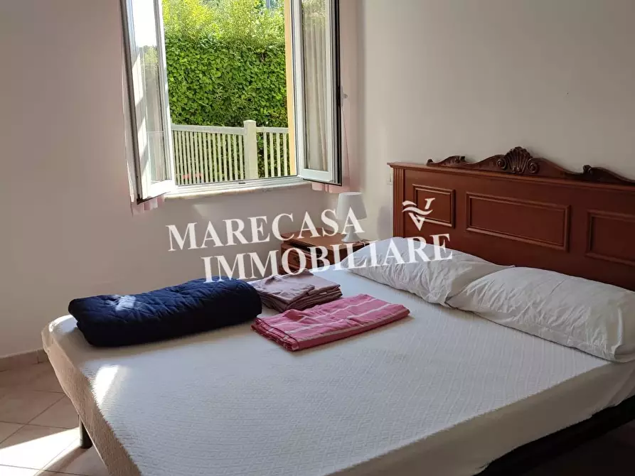 Immagine 13 di Appartamento in affitto  a Massa