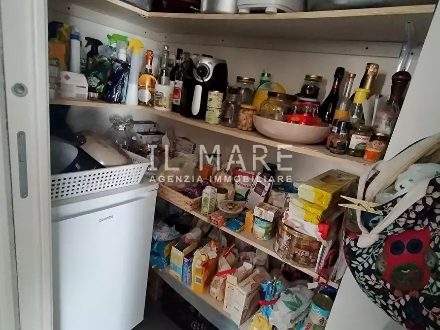 Immagine 14 di Villetta a schiera in vendita  a Massa