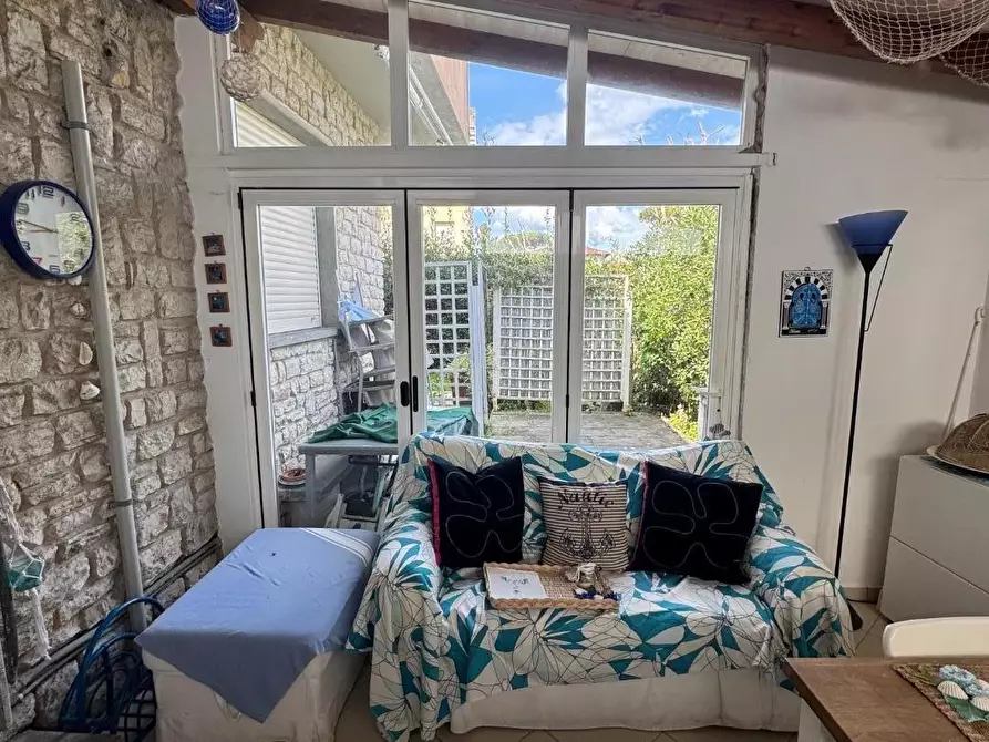 Immagine 13 di Casa bifamiliare in vendita  a Forte Dei Marmi