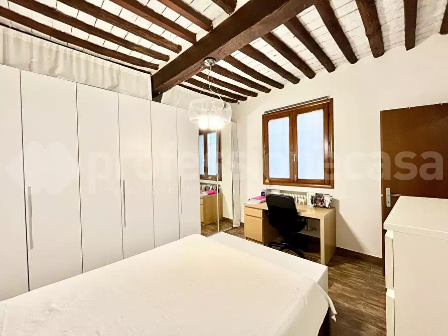 Immagine 8 di Appartamento in vendita  a Vicopisano