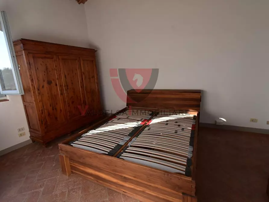 Immagine 18 di Appartamento in vendita  a Poggibonsi