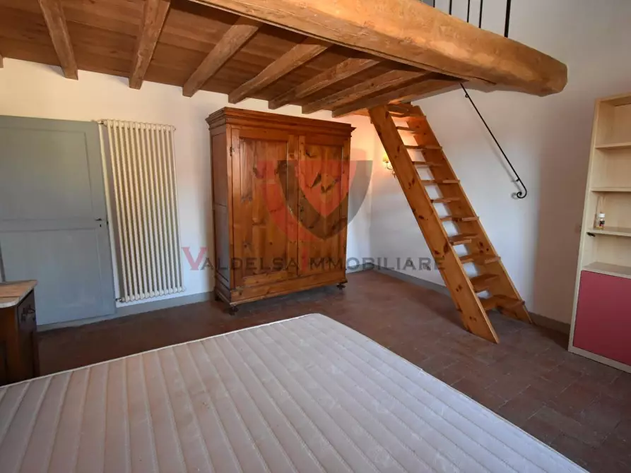 Immagine 24 di Appartamento in vendita  a Poggibonsi