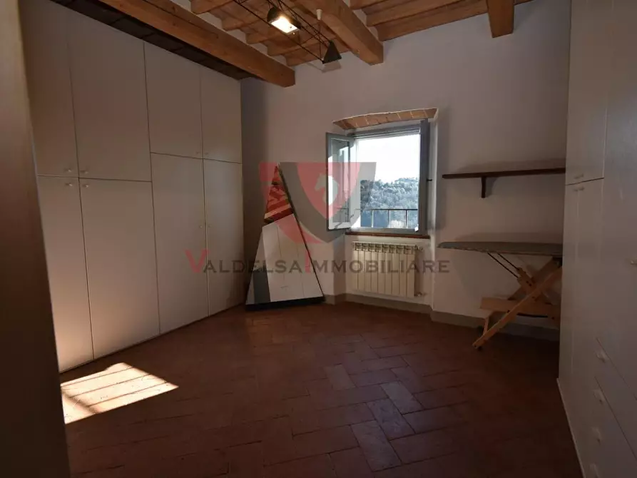 Immagine 28 di Appartamento in vendita  a Poggibonsi