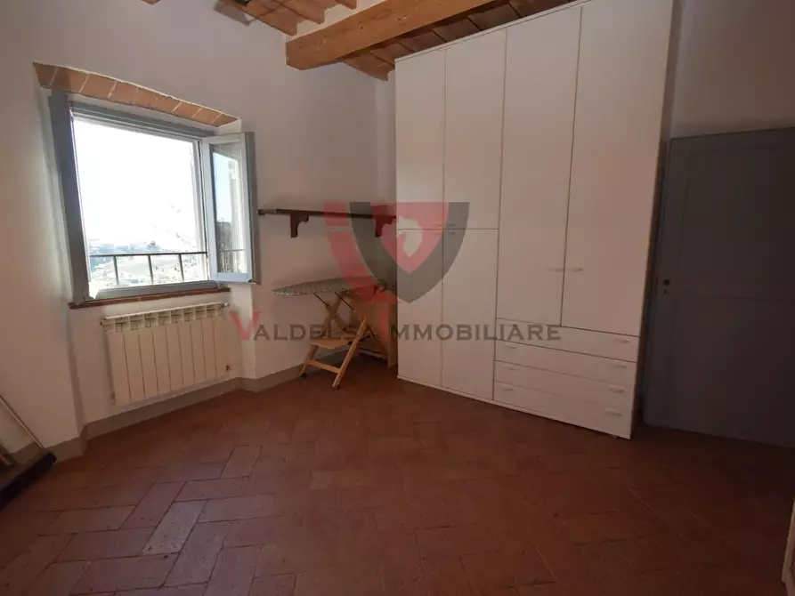 Immagine 29 di Appartamento in vendita  a Poggibonsi