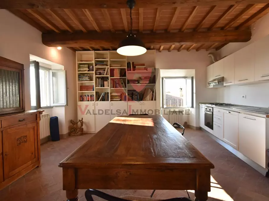 Immagine 6 di Appartamento in vendita  a Poggibonsi