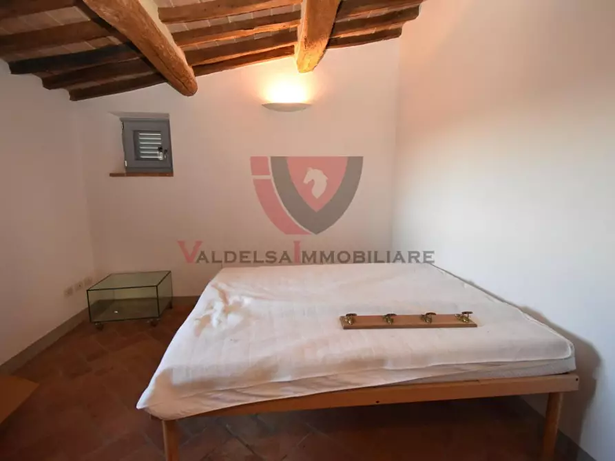 Immagine 22 di Appartamento in vendita  a Poggibonsi