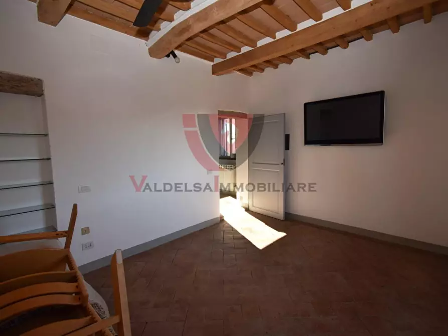 Immagine 15 di Appartamento in vendita  a Poggibonsi