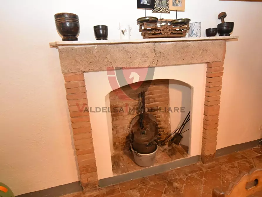 Immagine 19 di Appartamento in vendita  a Poggibonsi