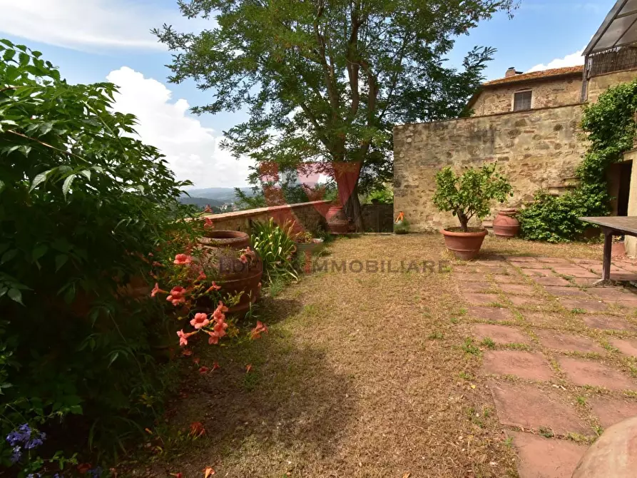 Immagine 46 di Appartamento in vendita  a Poggibonsi