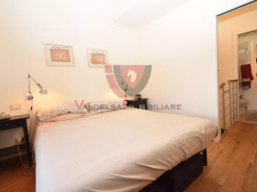 Immagine 33 di Appartamento in vendita  a Poggibonsi