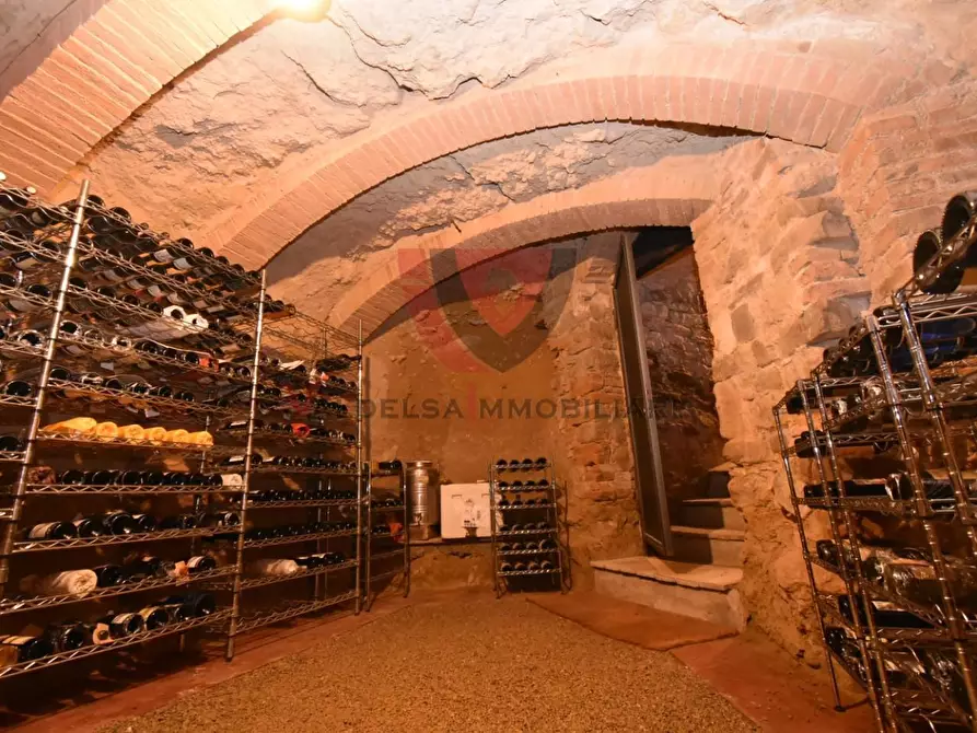 Immagine 12 di Appartamento in vendita  a Poggibonsi