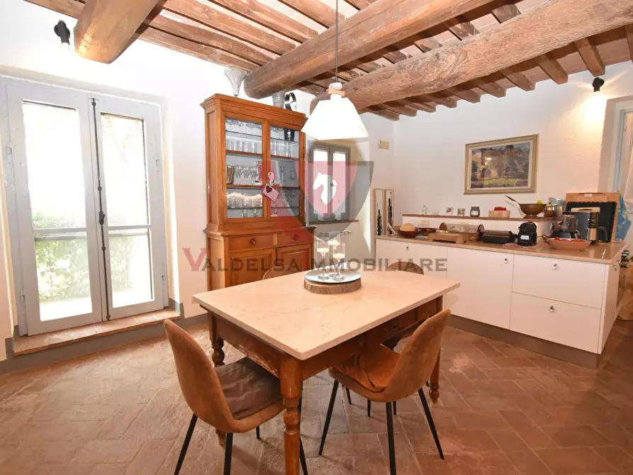 Immagine 13 di Appartamento in vendita  a Poggibonsi