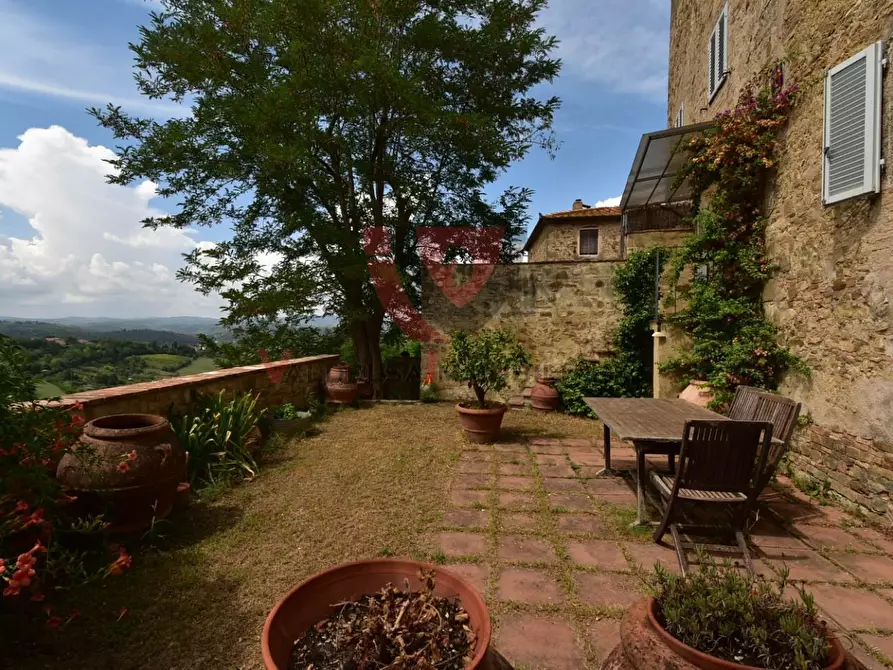 Immagine 1 di Appartamento in vendita  a Poggibonsi