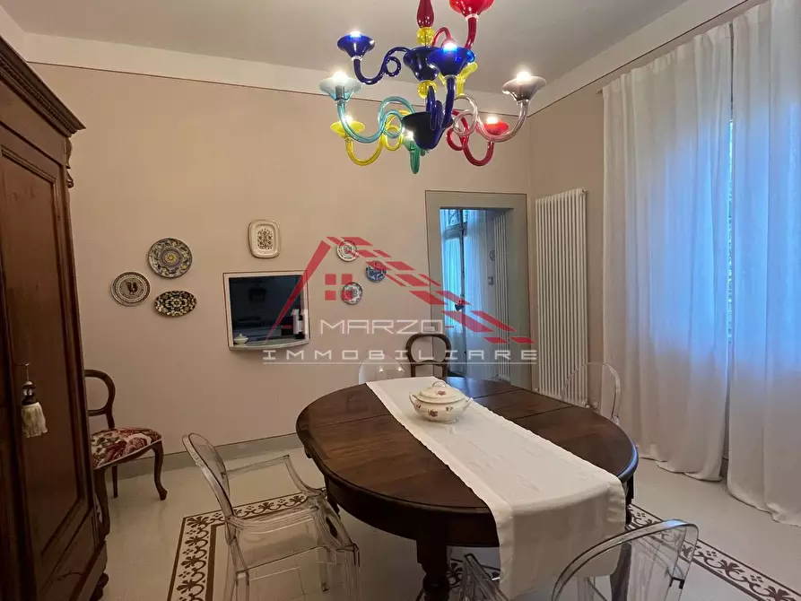 Immagine 6 di Villa in vendita  a Pisa