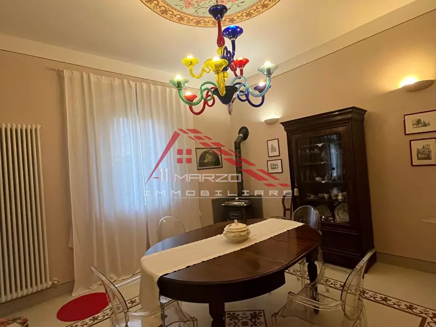 Immagine 7 di Villa in vendita  a Pisa