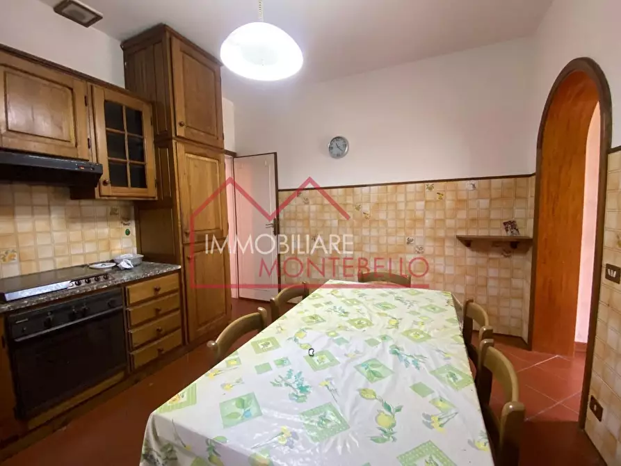 Immagine 11 di Casa bifamiliare in vendita  a Pietrasanta