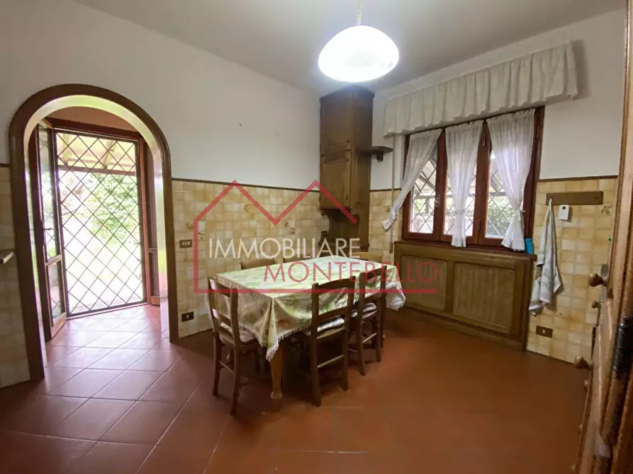 Immagine 15 di Casa bifamiliare in vendita  a Pietrasanta