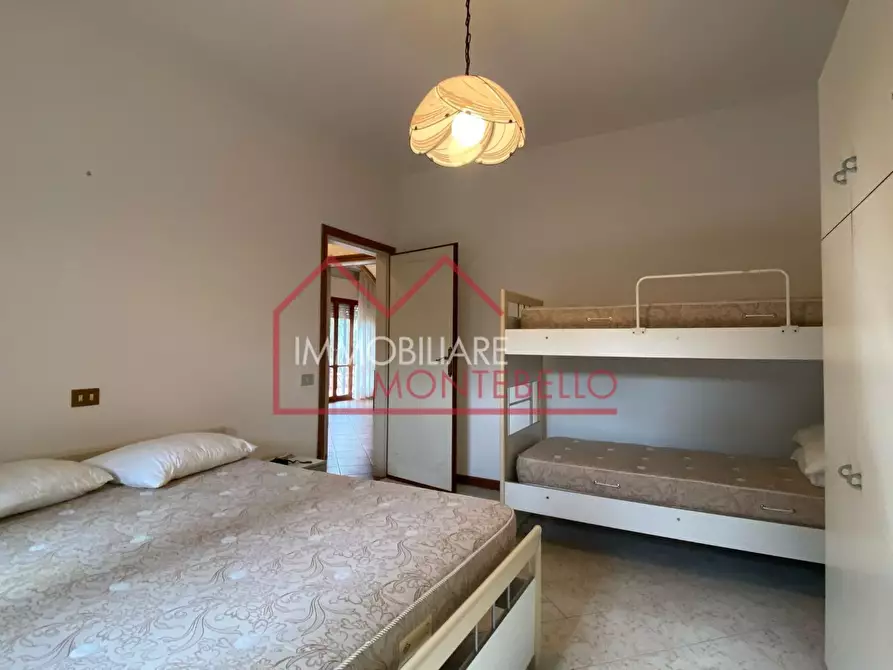 Immagine 23 di Casa bifamiliare in vendita  a Pietrasanta