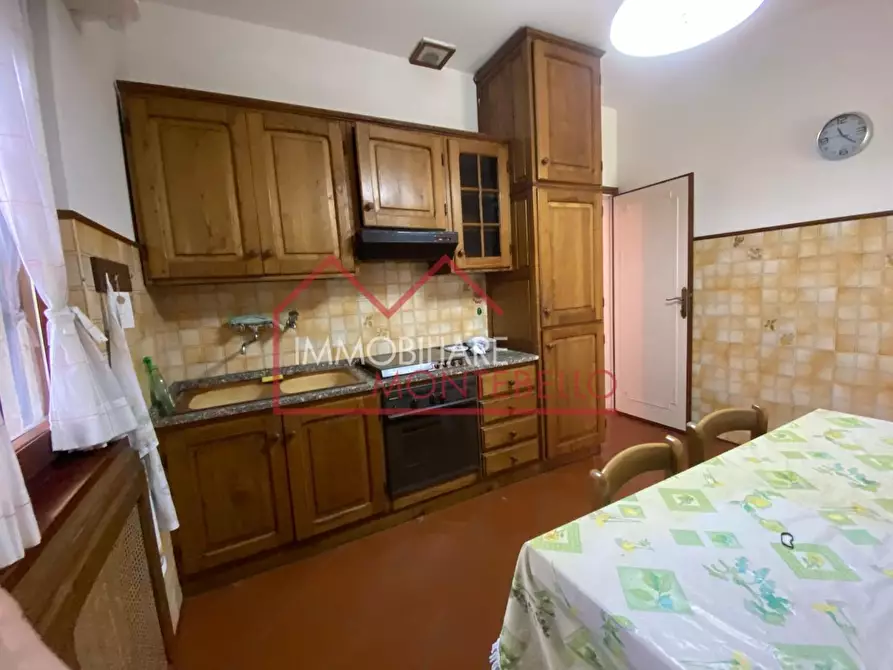 Immagine 16 di Casa bifamiliare in vendita  a Pietrasanta