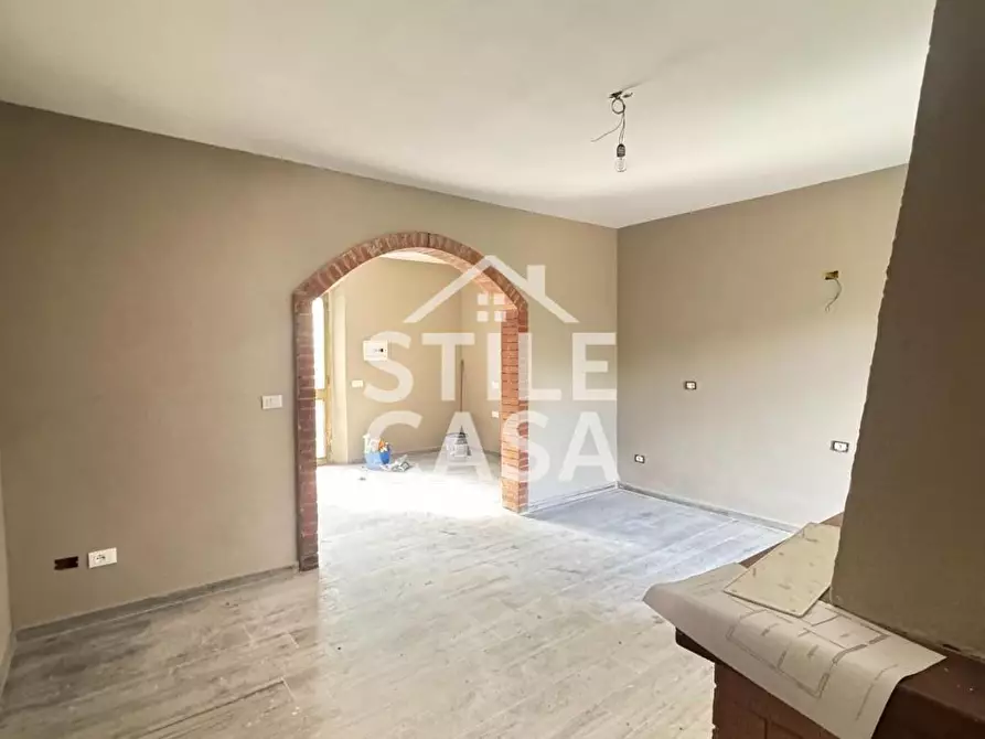 Immagine 11 di Villa in vendita  a Fucecchio