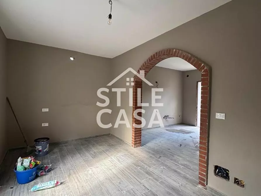 Immagine 2 di Villa in vendita  a Fucecchio