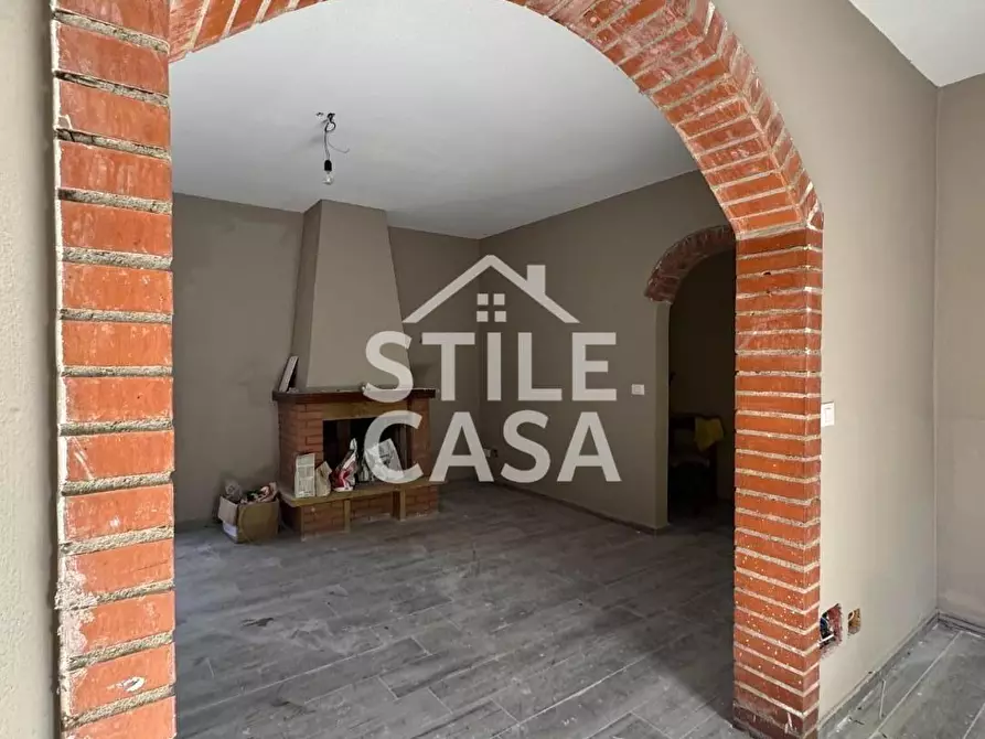 Immagine 15 di Villa in vendita  a Fucecchio