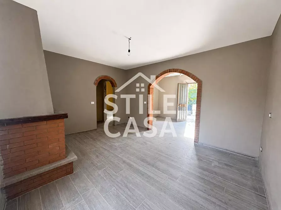 Immagine 1 di Villa in vendita  a Fucecchio