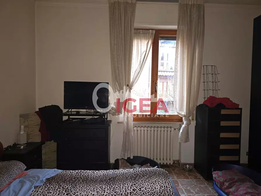 Immagine 28 di Appartamento in vendita  a Siena