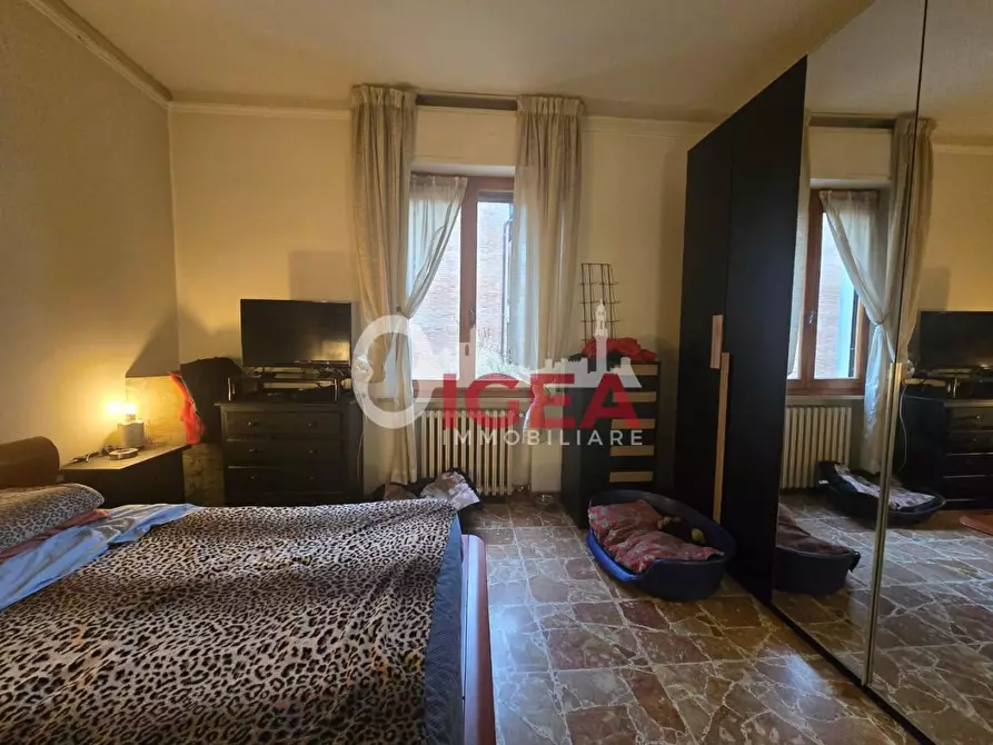 Immagine 36 di Appartamento in vendita  a Siena