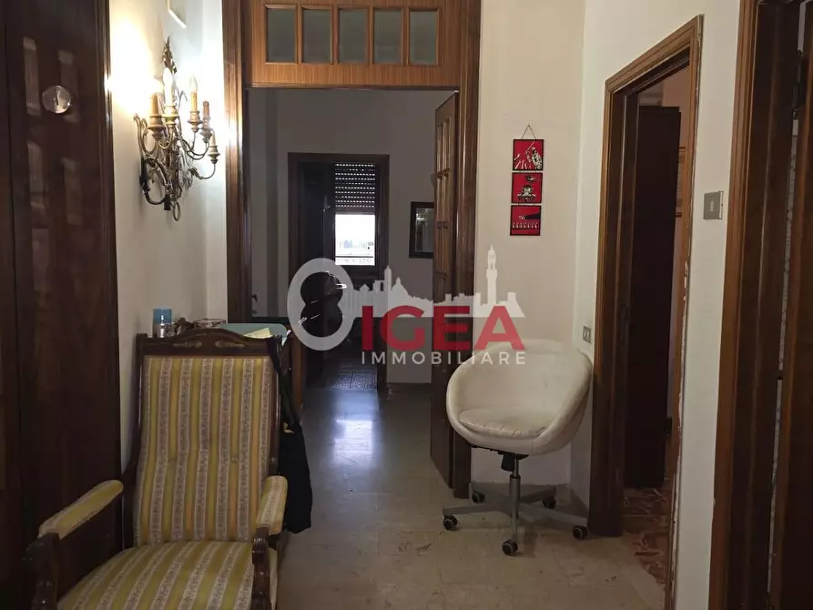 Immagine 46 di Appartamento in vendita  a Siena