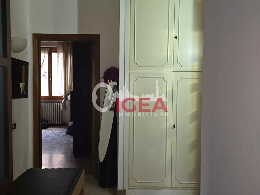 Immagine 45 di Appartamento in vendita  a Siena