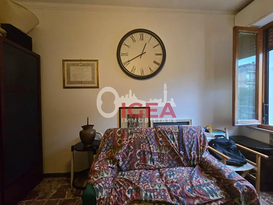 Immagine 25 di Appartamento in vendita  a Siena