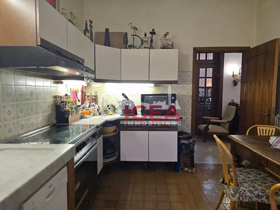 Immagine 20 di Appartamento in vendita  a Siena