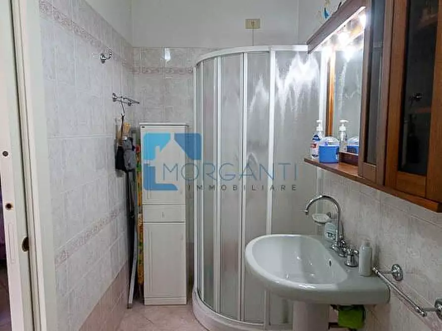 Immagine 5 di Appartamento in vendita  a Pietrasanta