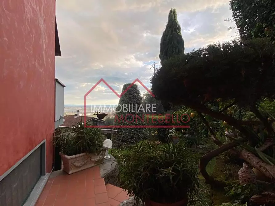 Immagine 8 di Casa bifamiliare in vendita  a Massarosa